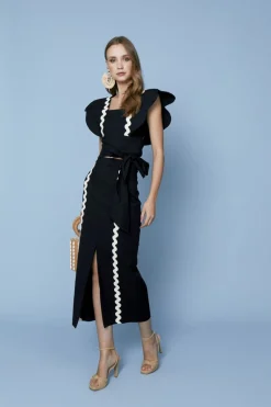 Coosy Tops|Total look*TOP CORANEGRO